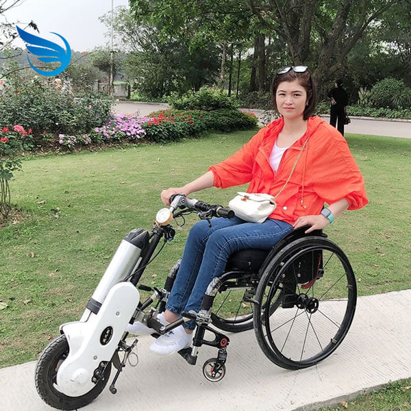 Đầu kéo xe lăn Wisking Q1