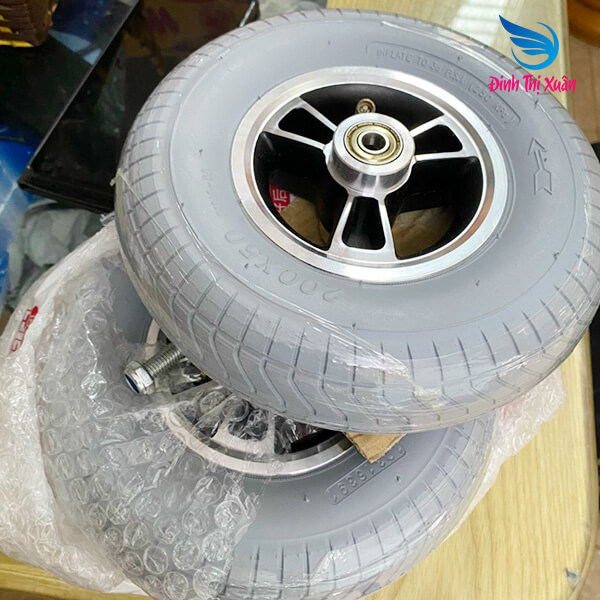 Bánh Xe Lăn Điện Có Săm