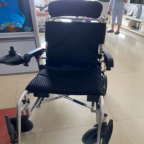 Xe Lăn Điện Siêu Nhẹ YiKai