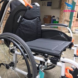 Xe Lăn Karma Agile Pro