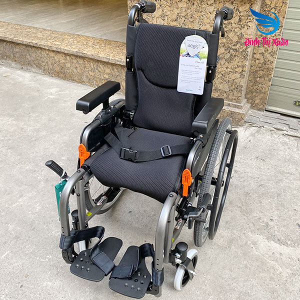 Xe lăm Kamar Flexx Junior