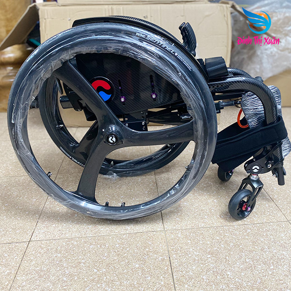 Xe Lăn Thể Thao Wisking 8801 Carbon