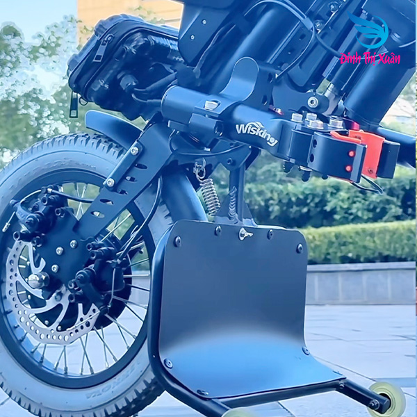 Đầu kéo xe lăn Wisking Q7 Cho Người Liệt Tứ Chi