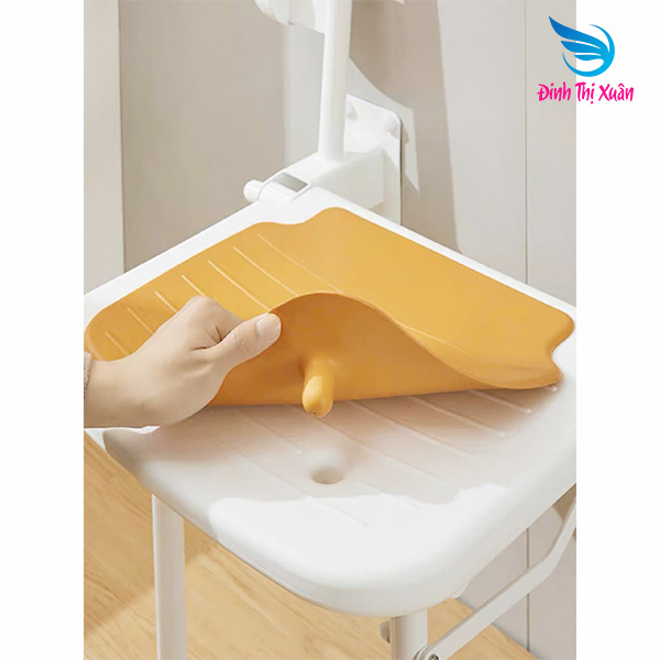 Ghế Tắm Cho Người Khuyết Tật