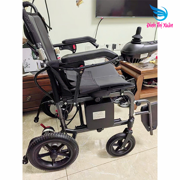 Xe Lăn Điện Du Lịch