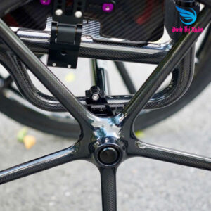 Xe lăn Full carbon A5